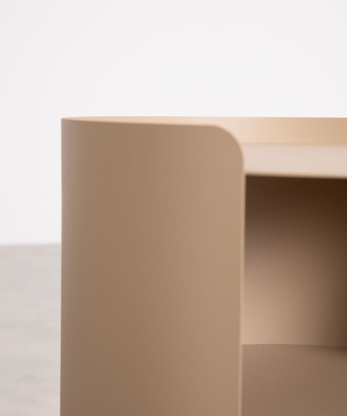 Table d’appoint en métal Rilo (37x46 cm)