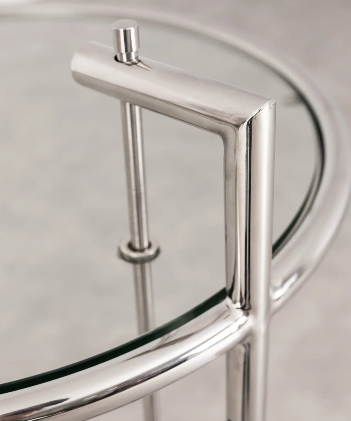 Table d’appoint en acier et verre Helen