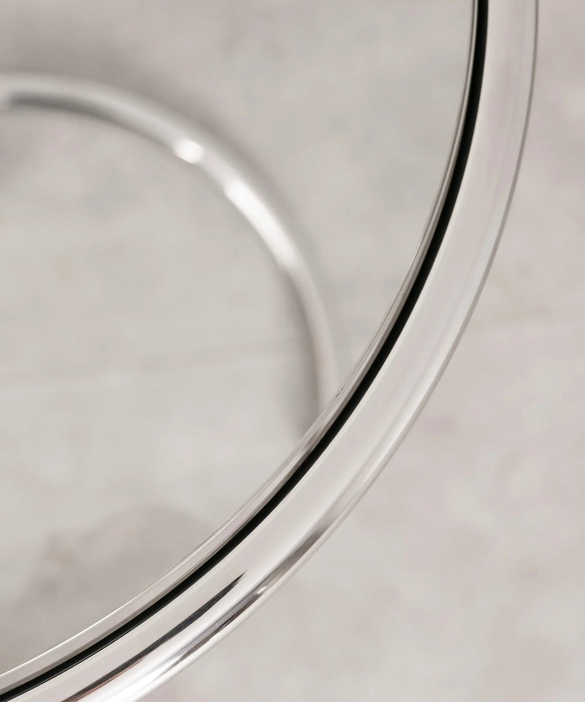 Table d’appoint en acier et verre Helen