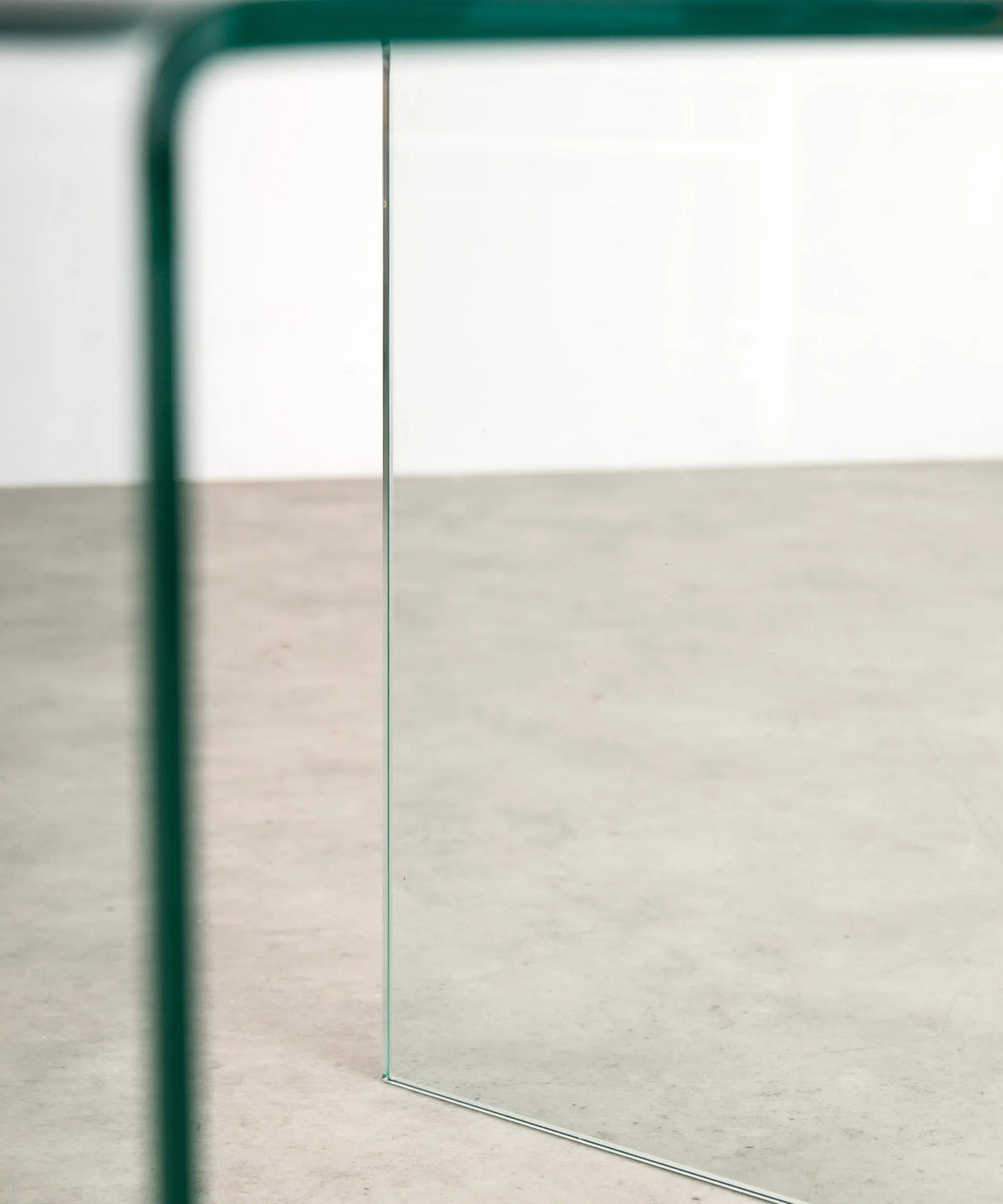 Table en verre trempé Jolene (63x50 cm)