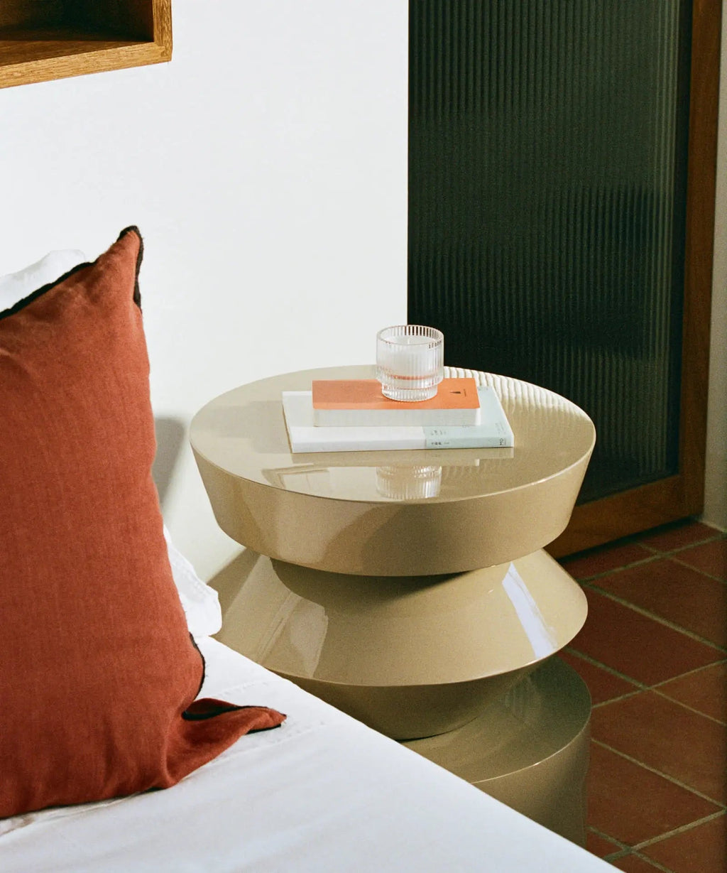 Table d'appoint en bois Kate (39,5 x 50 cm)