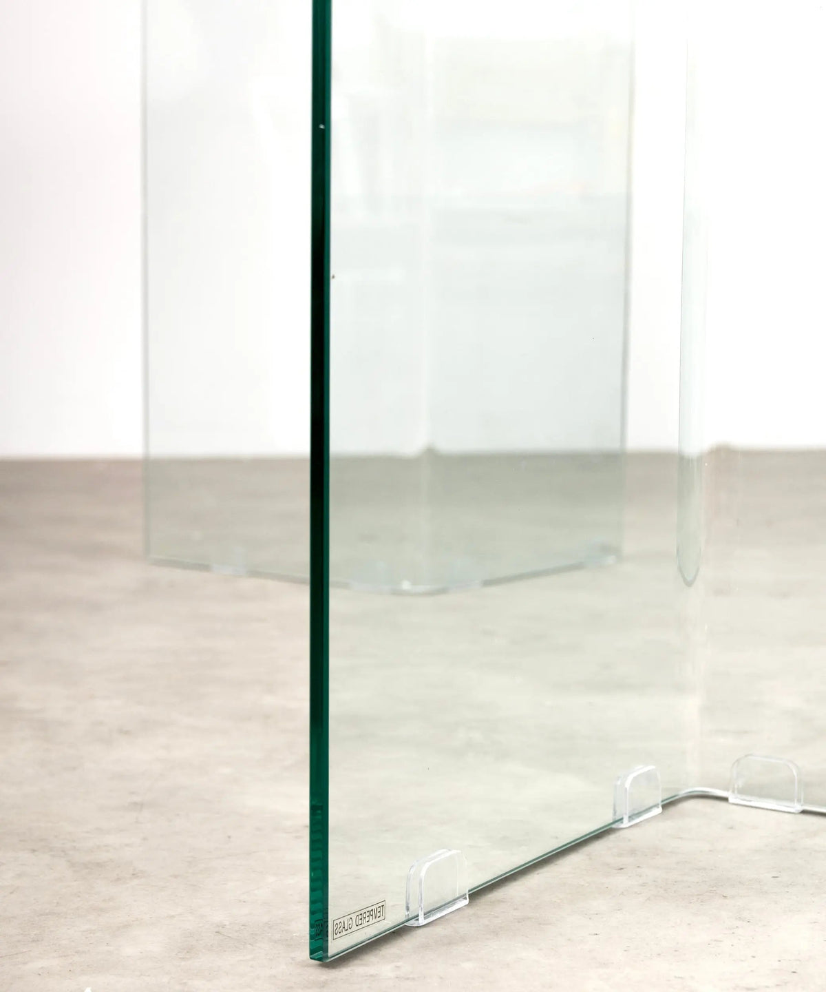 Table à manger rectangulaire en verre trempé Ottish (180x90 cm)