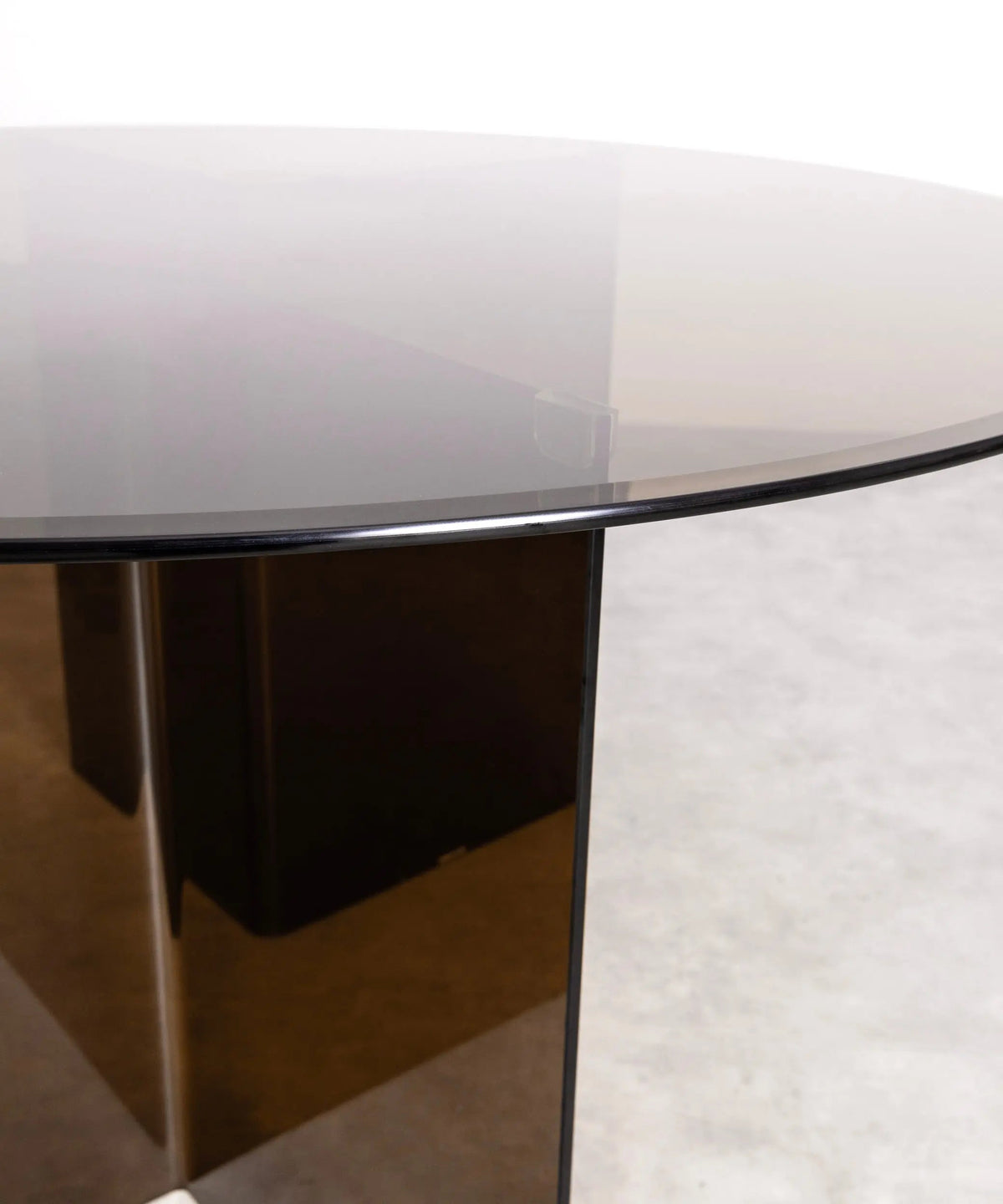Table à Manger Ronde en Verre Trempé Ona 137 cm