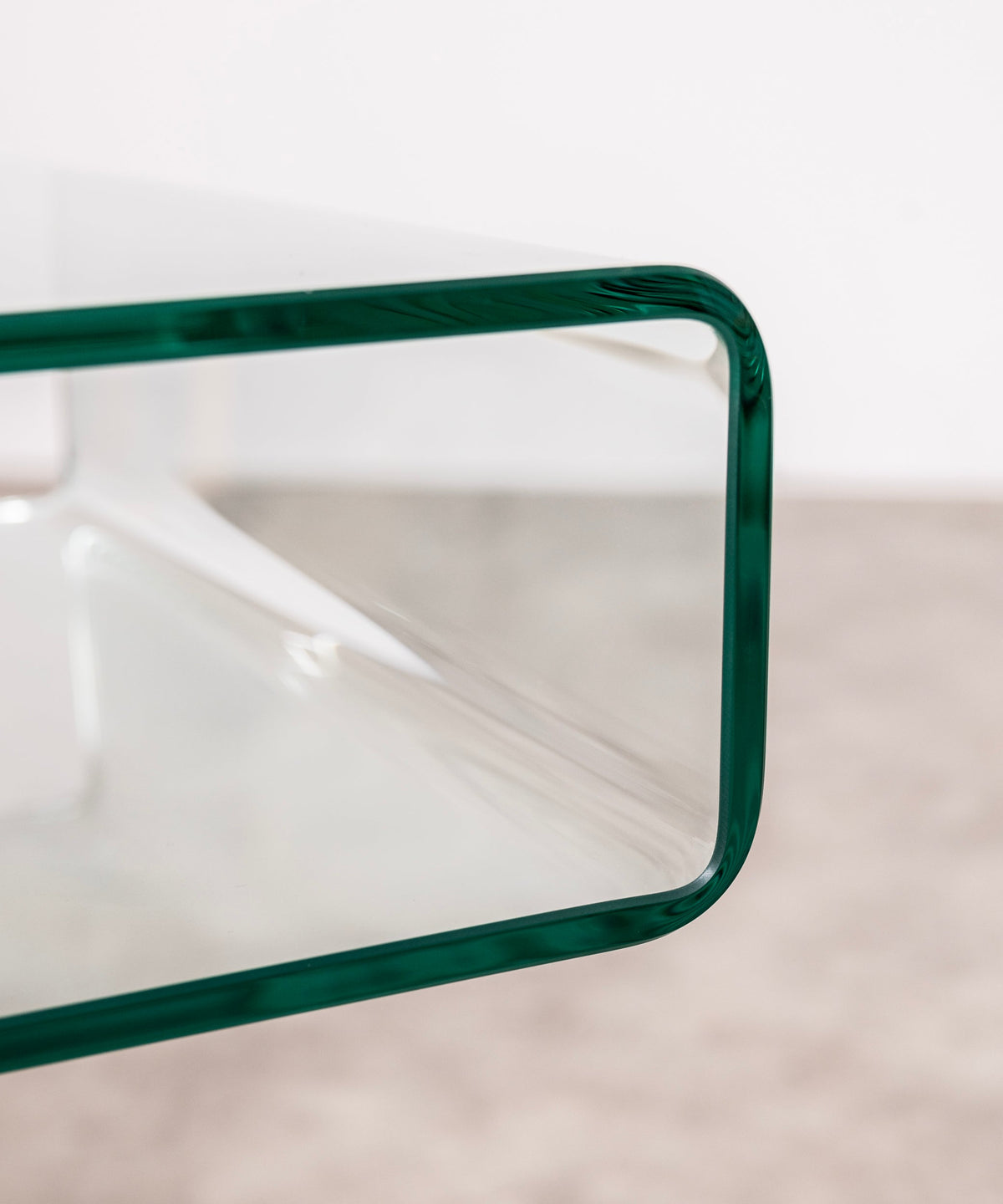 Table d’appoint en verre trempé Saura