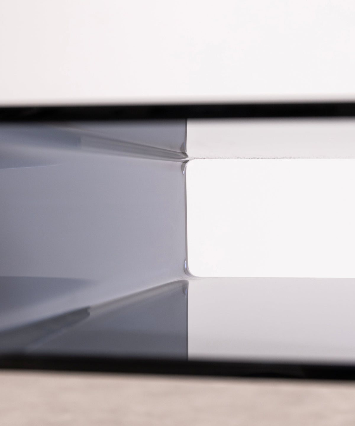 Table d’appoint en verre trempé Saura