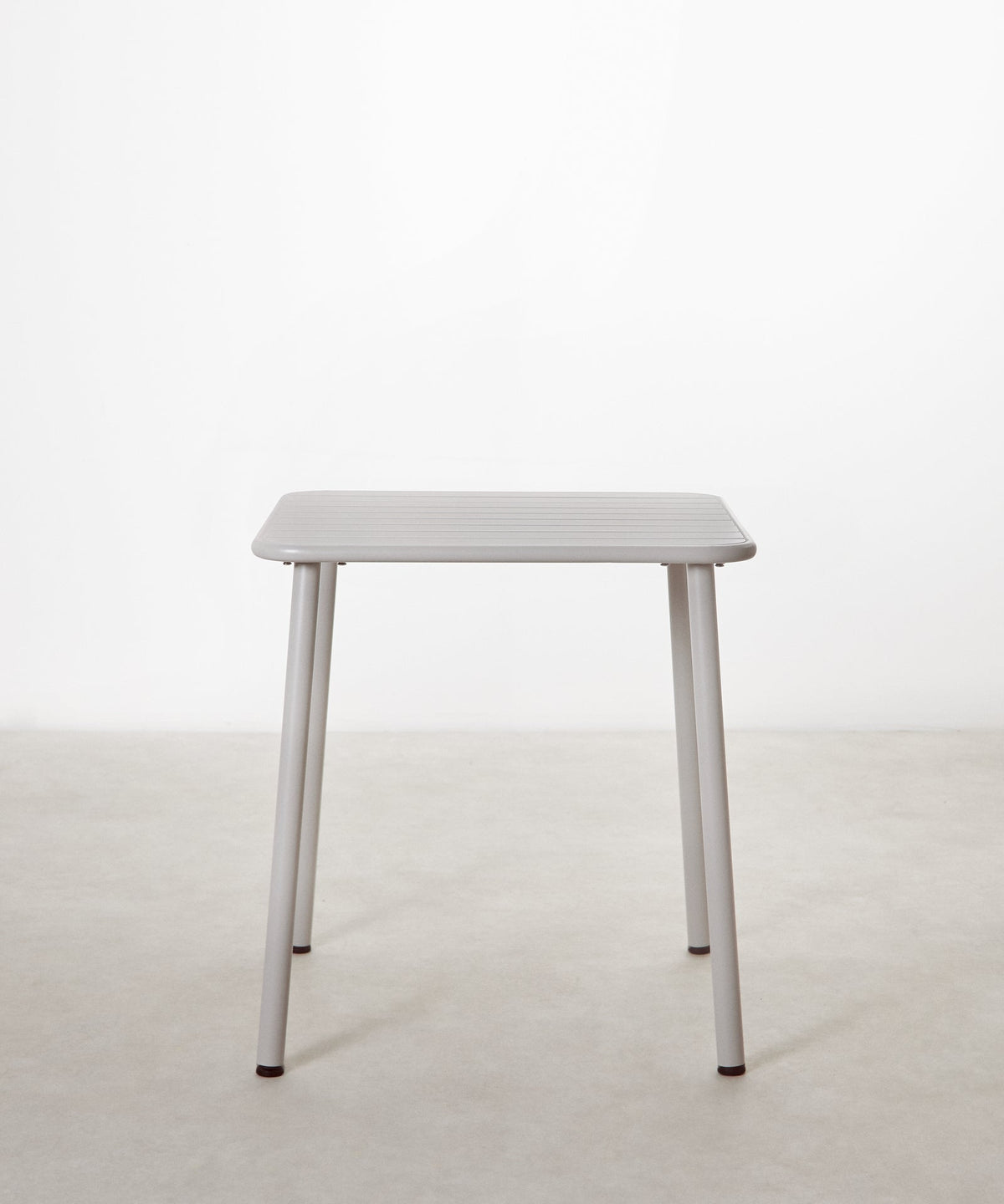 Table d'extérieur carrée en métal Brisa (70x70 cm)