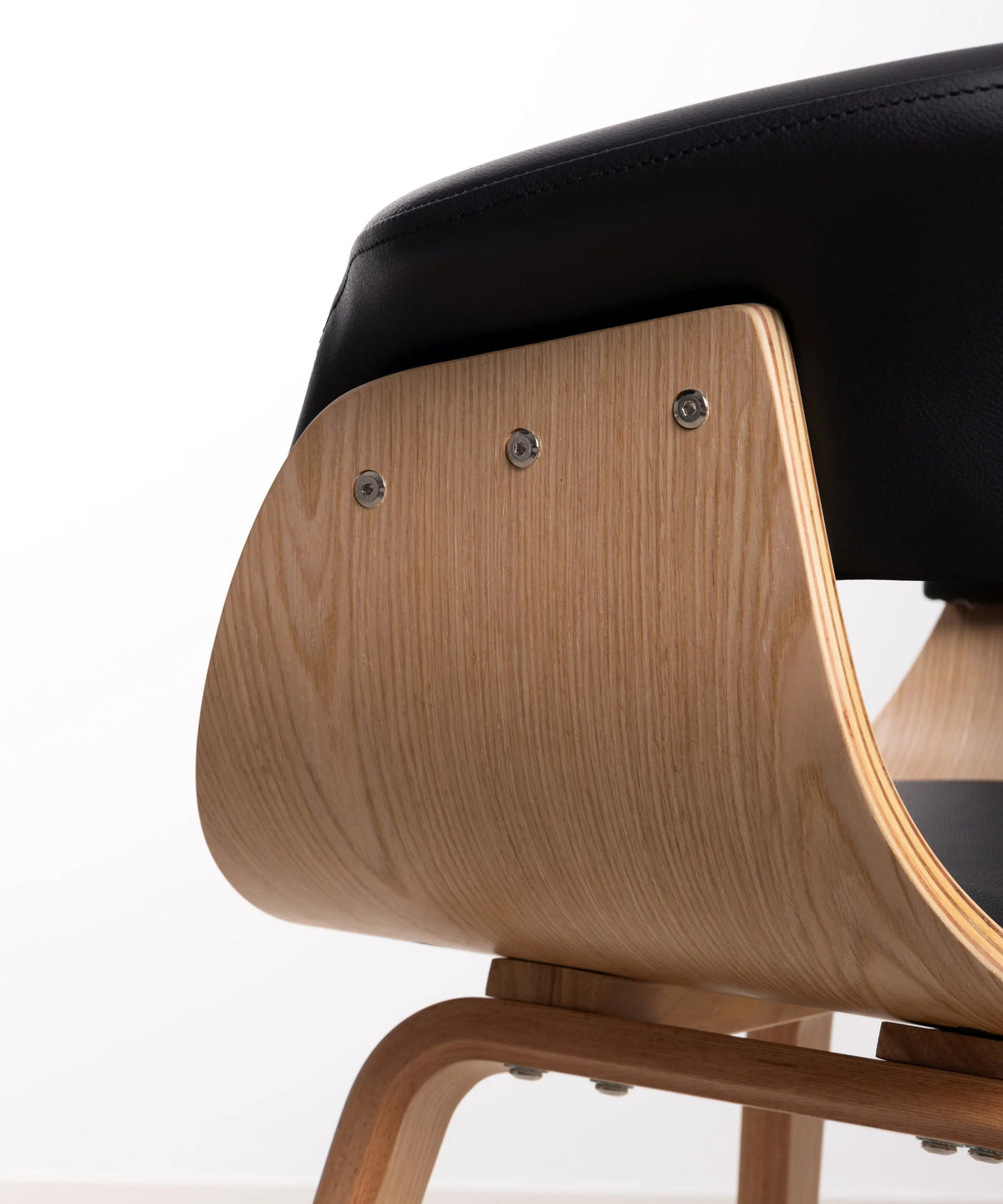 Chaise de salle à manger en bois et similicuir Beckett