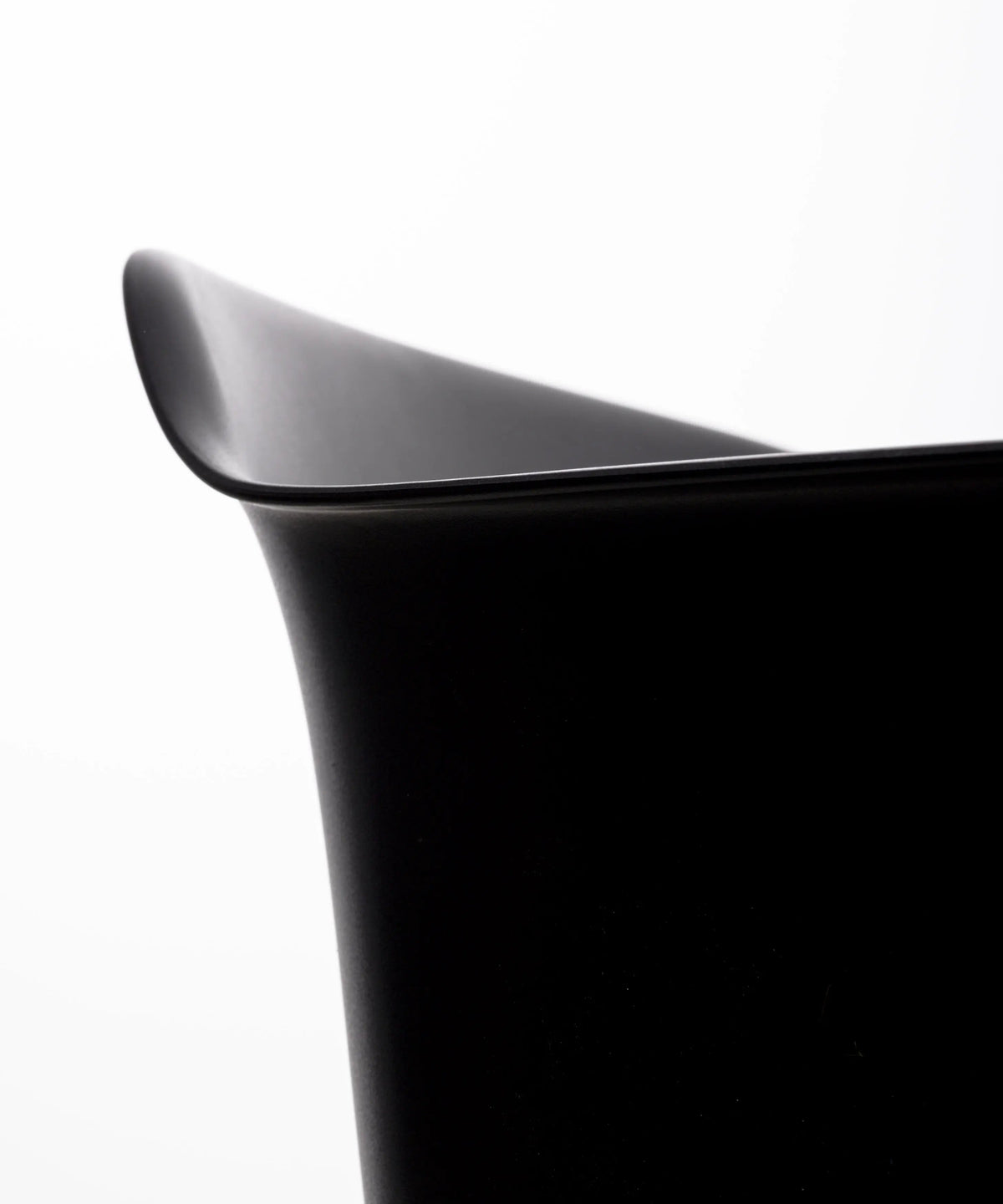 Fauteuil à bascule en polypropylène et bois Elon Arms - Balançoire