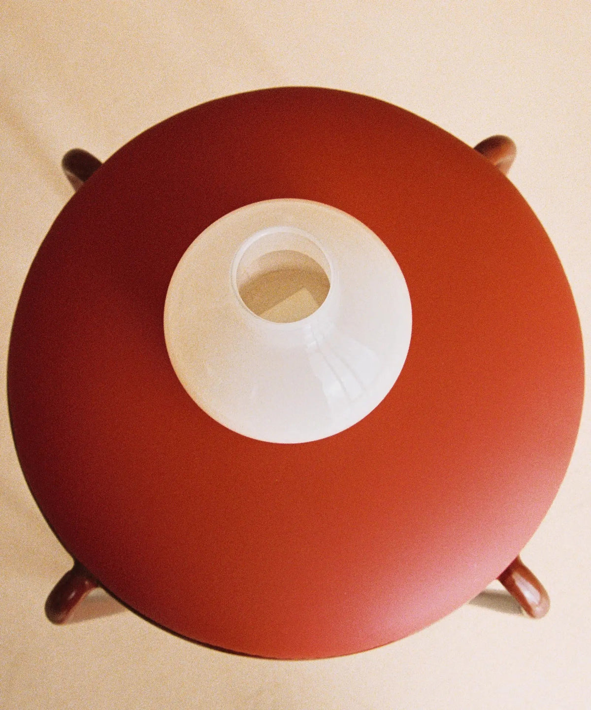 Tabouret Bas en Métal et Simili Cuir Flek