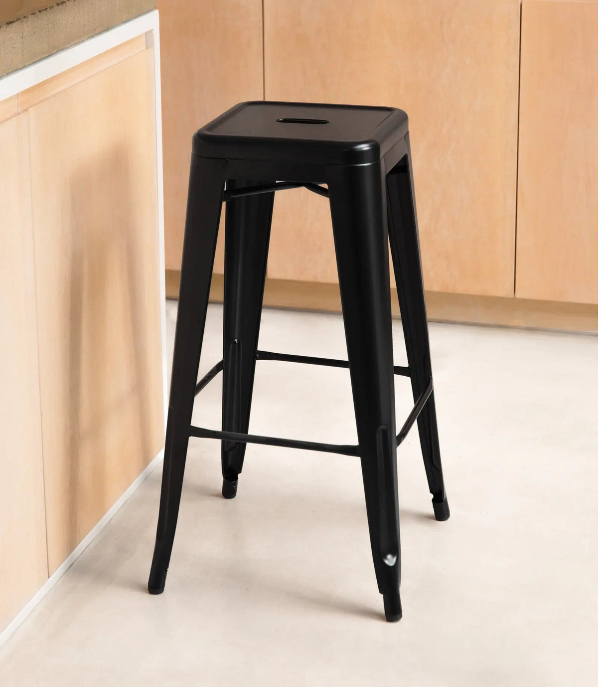 Tabouret haut en métal Tolik