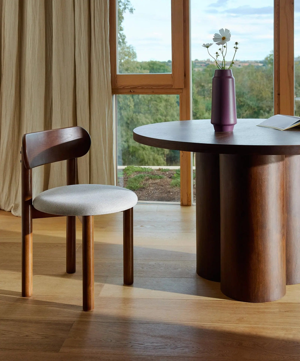 Chaise de salle à manger en bois rembourrée Bianca