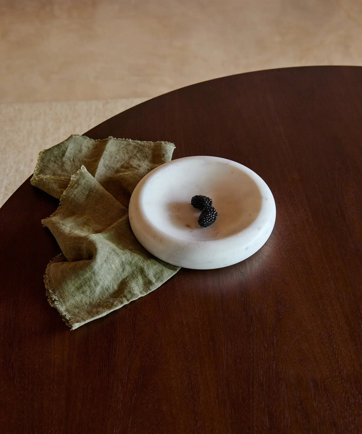 Table à manger ronde en bois Jolie (120 cm)
