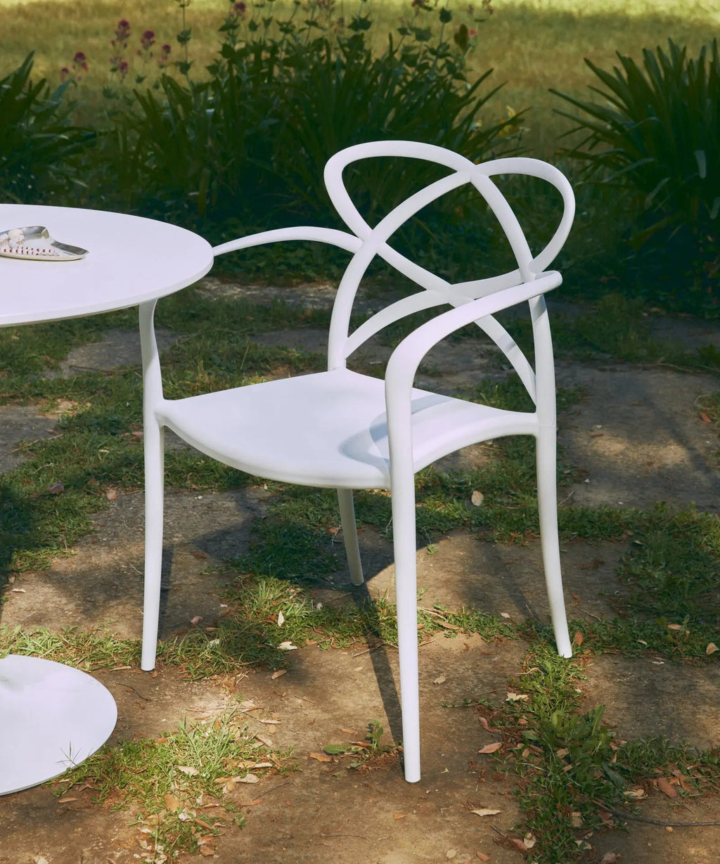 Chaise en polypropylène avec accoudoirs Maestro Arms