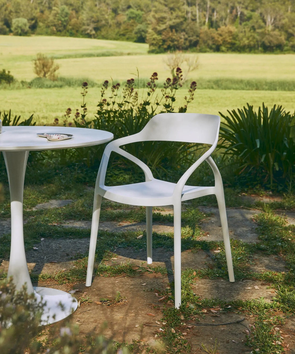 Chaise en polypropylène avec accoudoirs Grace