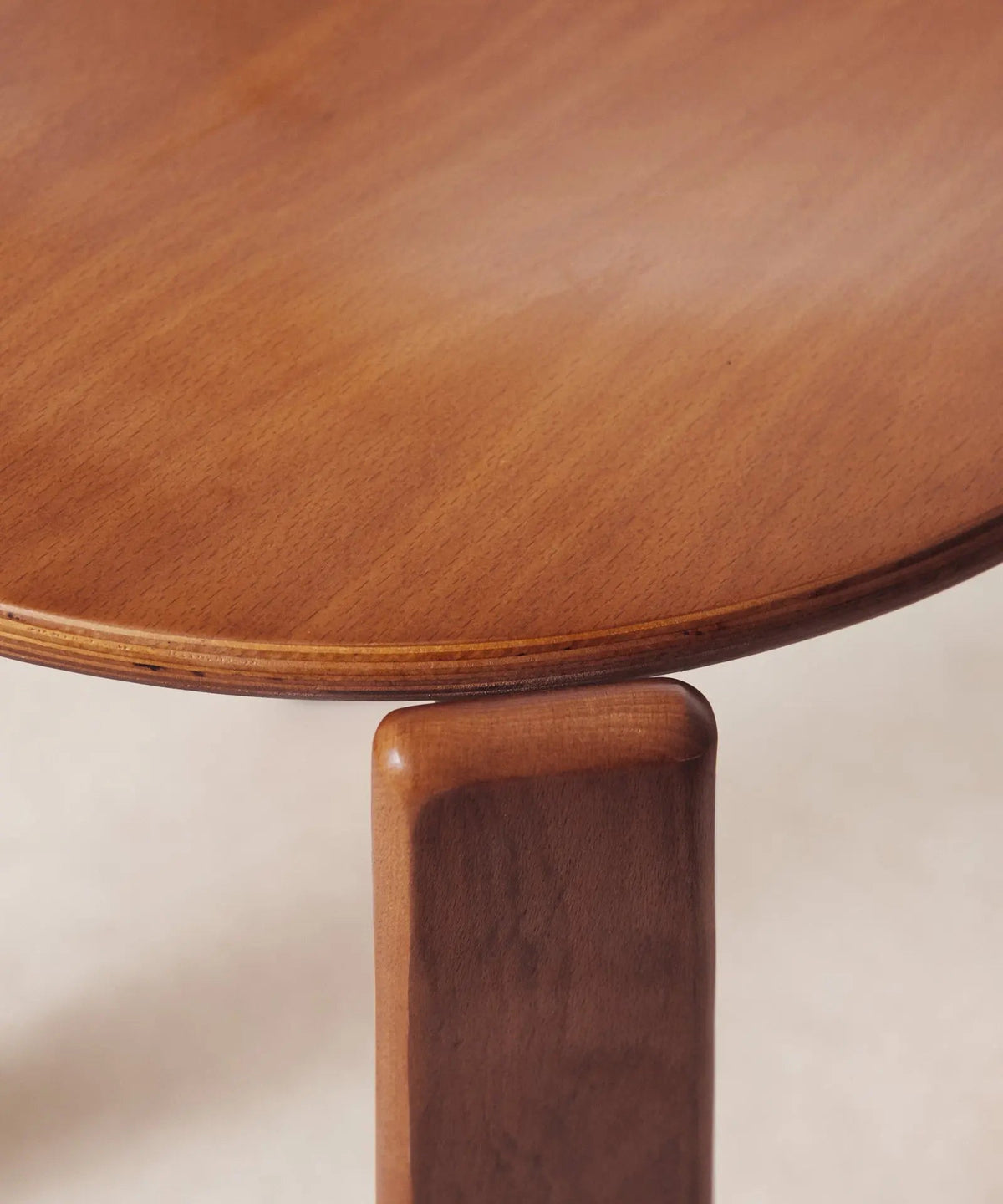 Chaise de salle à manger en bois Alara