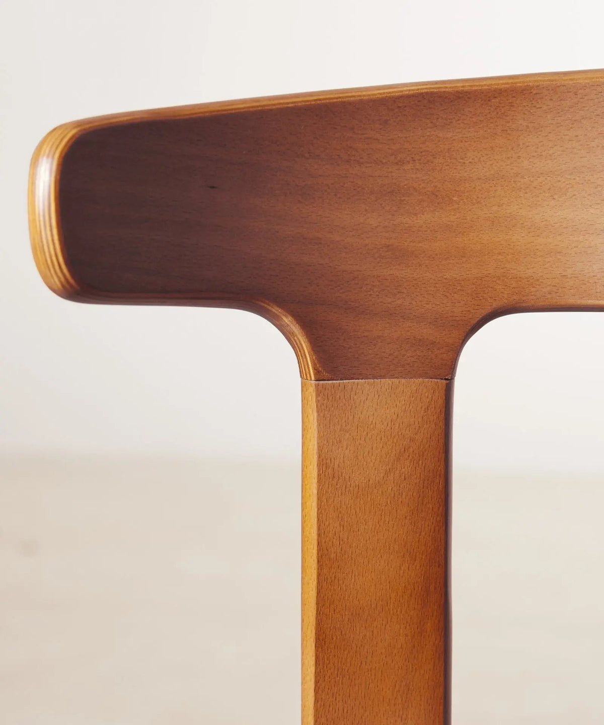 Chaise de salle à manger en bois Alara