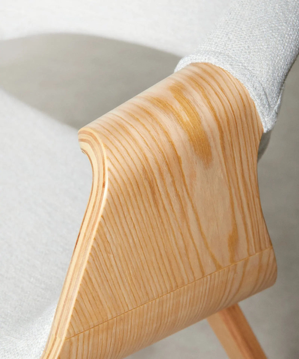 Chaise de salle à manger en bois et similicuir Binsa