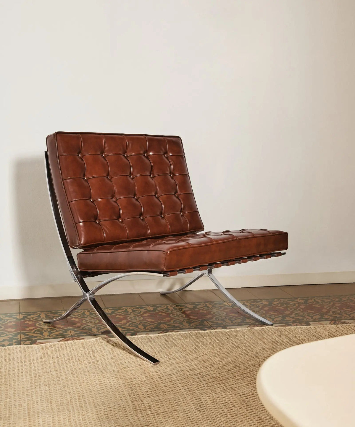 Chaise revêtue de cuir italien et acier Seline