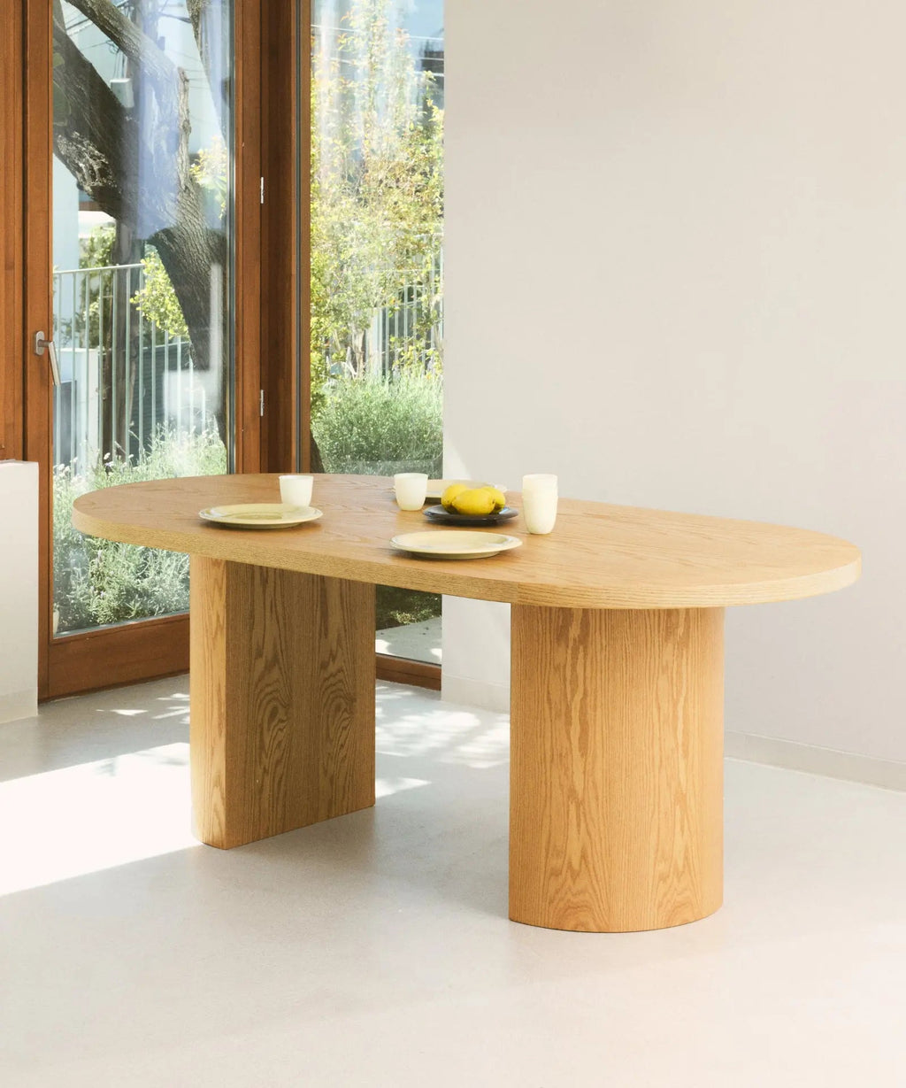 Table à manger ovale en bois Lily (200 x 100 cm)