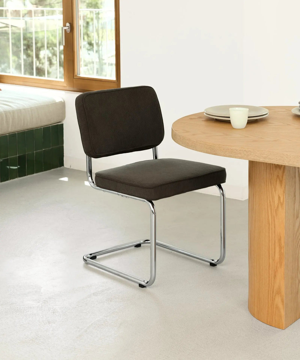 Chaise de salle à manger en tissu velours côtelé et métal Anela