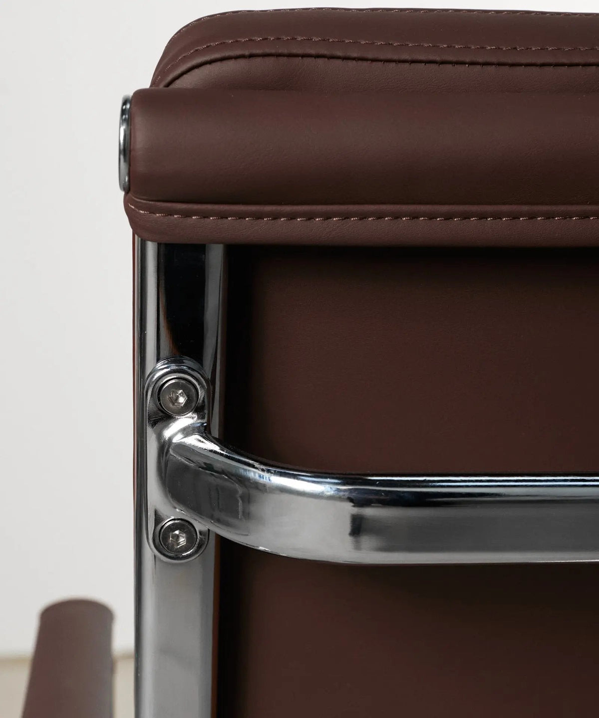 Chaise de bureau en similicuir Low Back Adalia - Color Edition