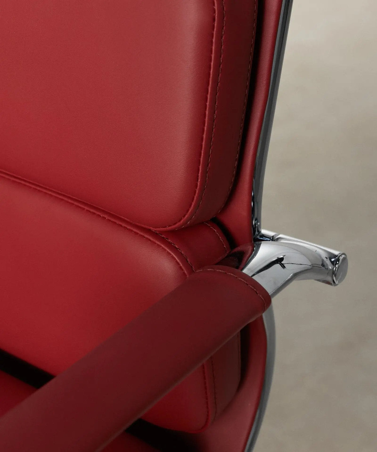 Chaise de bureau en similicuir Low Back Adalia - Color Edition