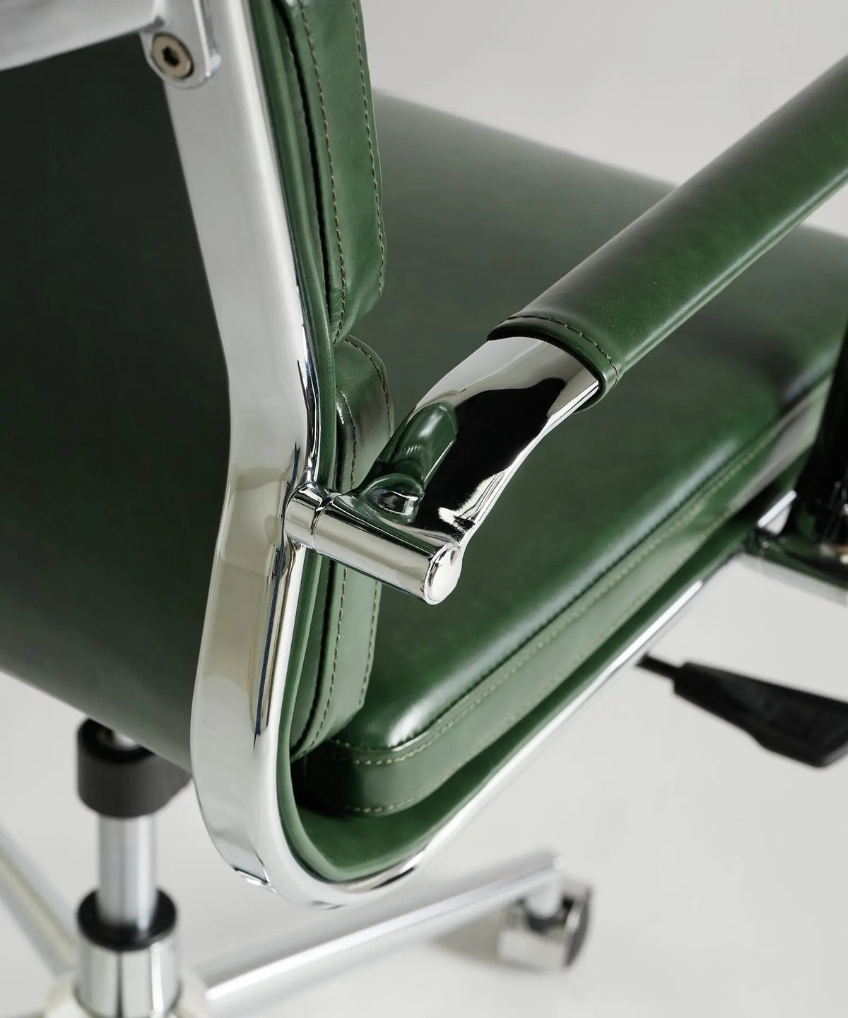 Chaise de bureau en similicuir Low Back Adalia