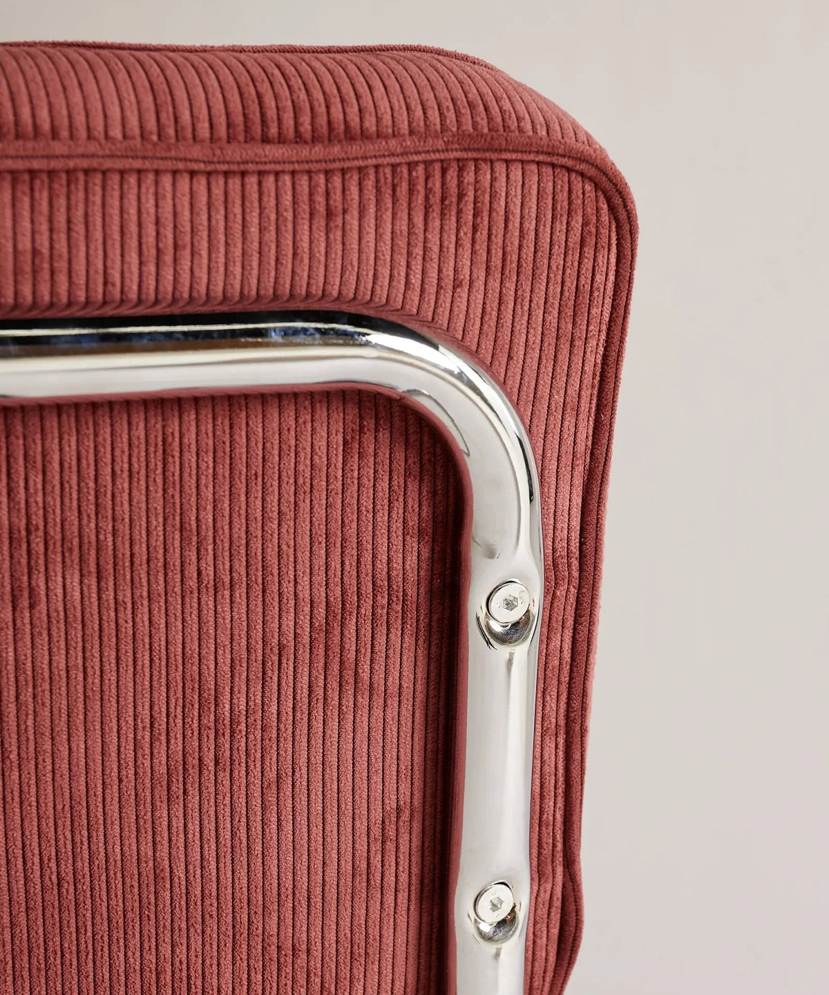 Chaise de salle à manger en tissu velours côtelé et métal Anela