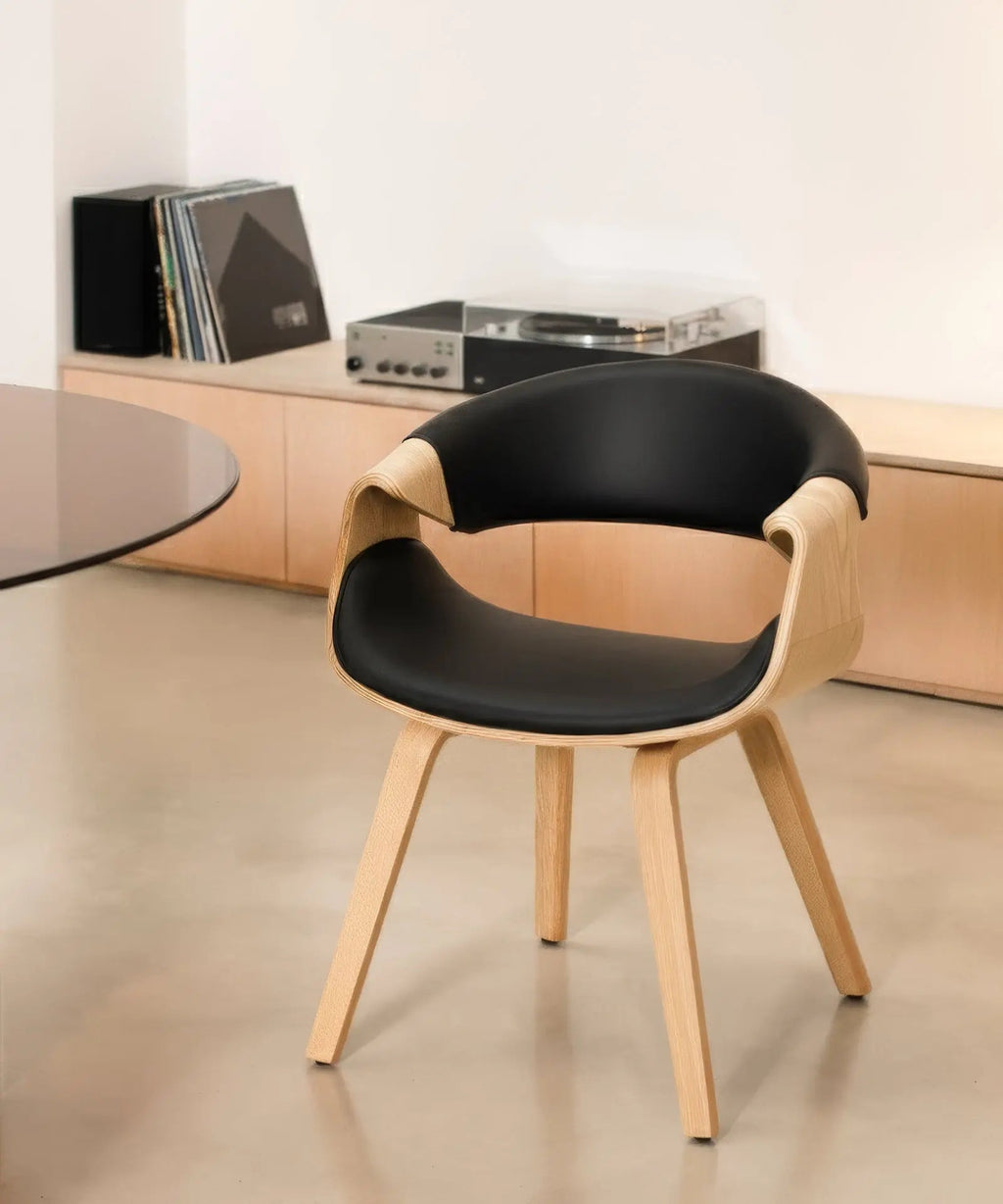 Chaise de salle à manger en bois et similicuir Binsa