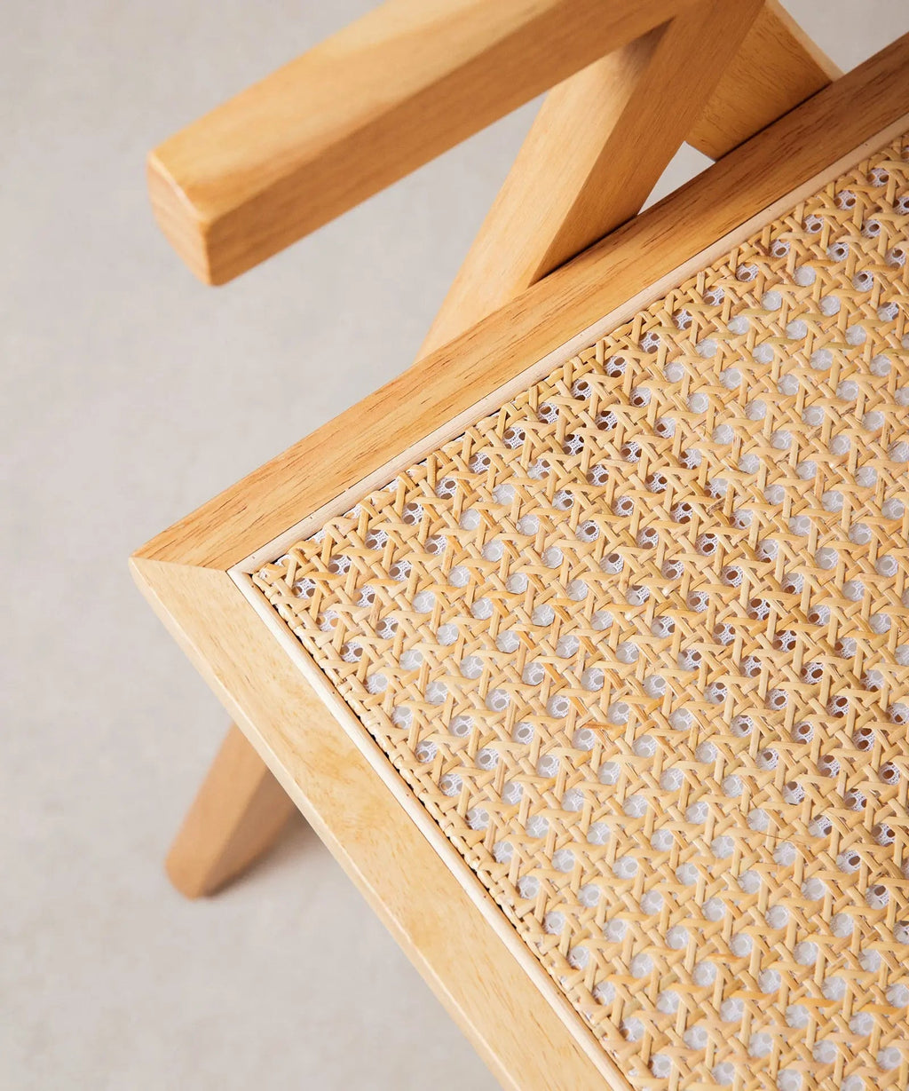 Chaise de salle à manger en bois et rotin avec accoudoirs Chiara Arms