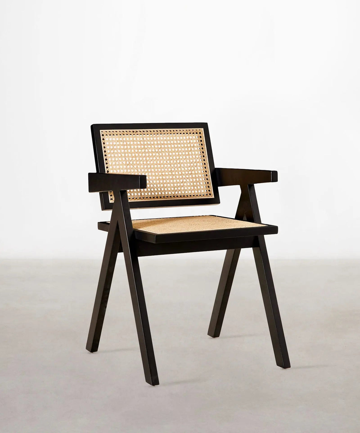 Chaise de salle à manger en bois et rotin avec accoudoirs Chiara Arms