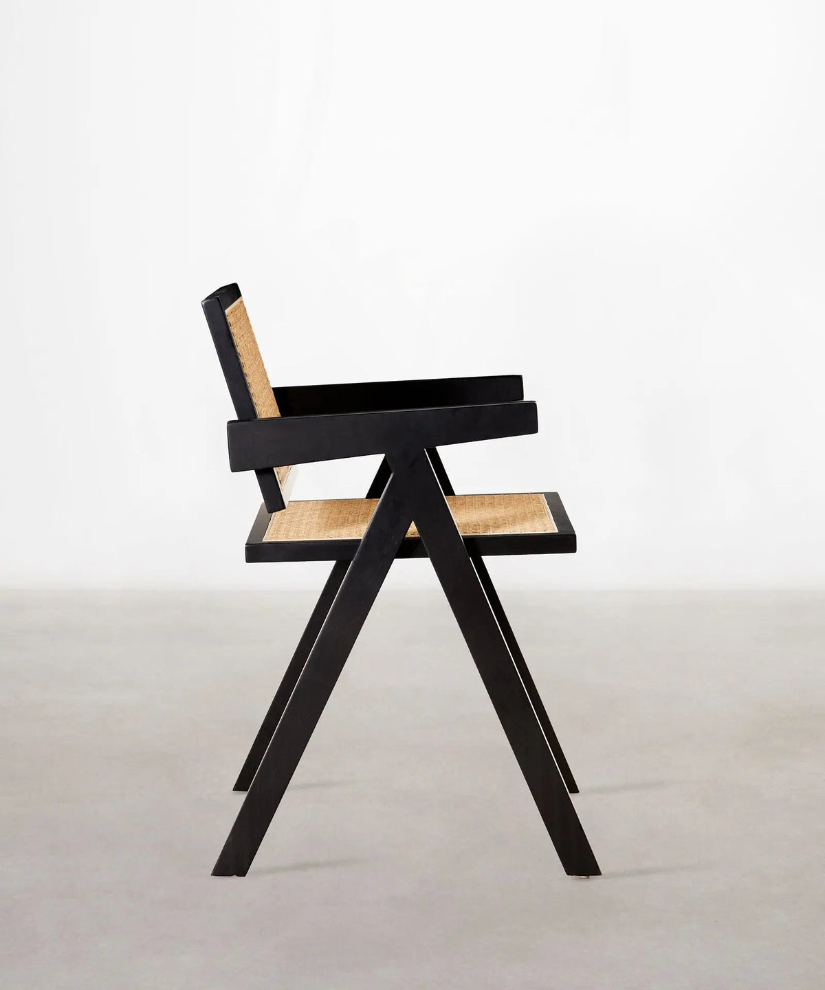 Chaise de salle à manger en bois et rotin avec accoudoirs Chiara Arms