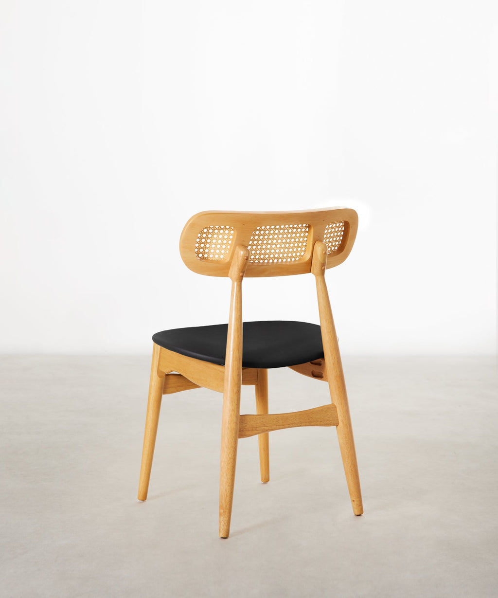 Chaise de salle à manger en bois rembourrée Flora