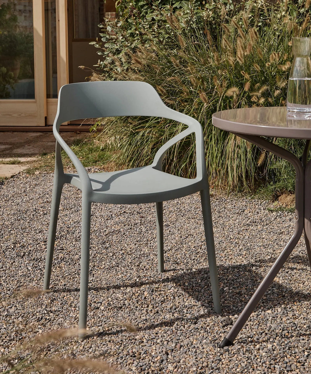 Chaise en polypropylène avec accoudoirs Grace