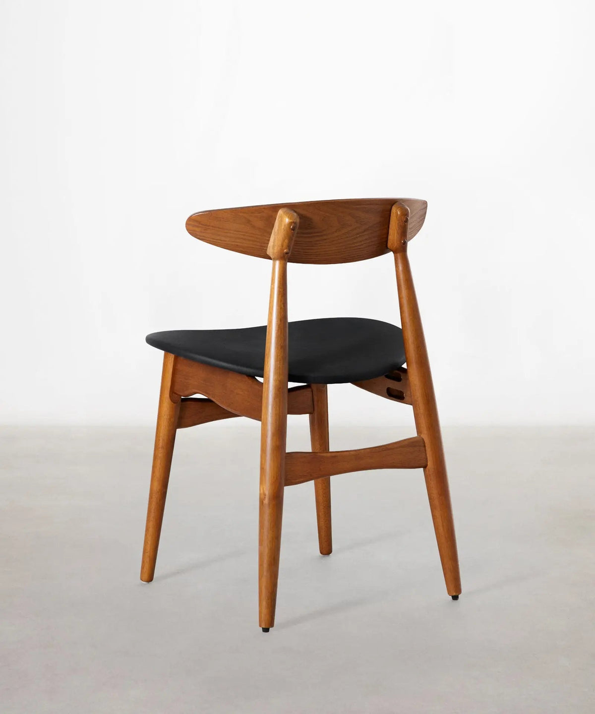Chaise de salle à manger en bois rembourrée Kyoto
