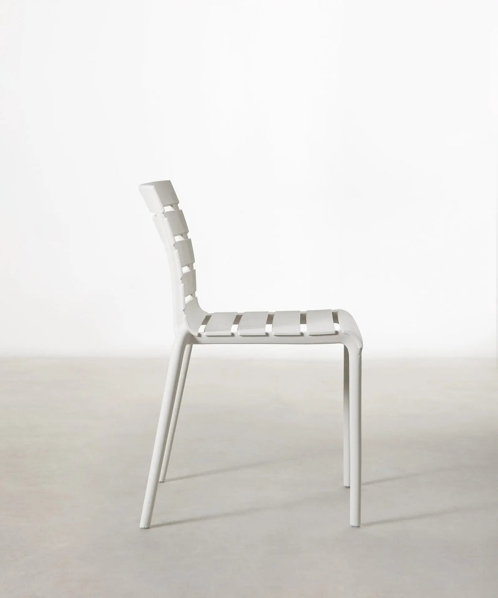 Chaise en polypropylène Molet