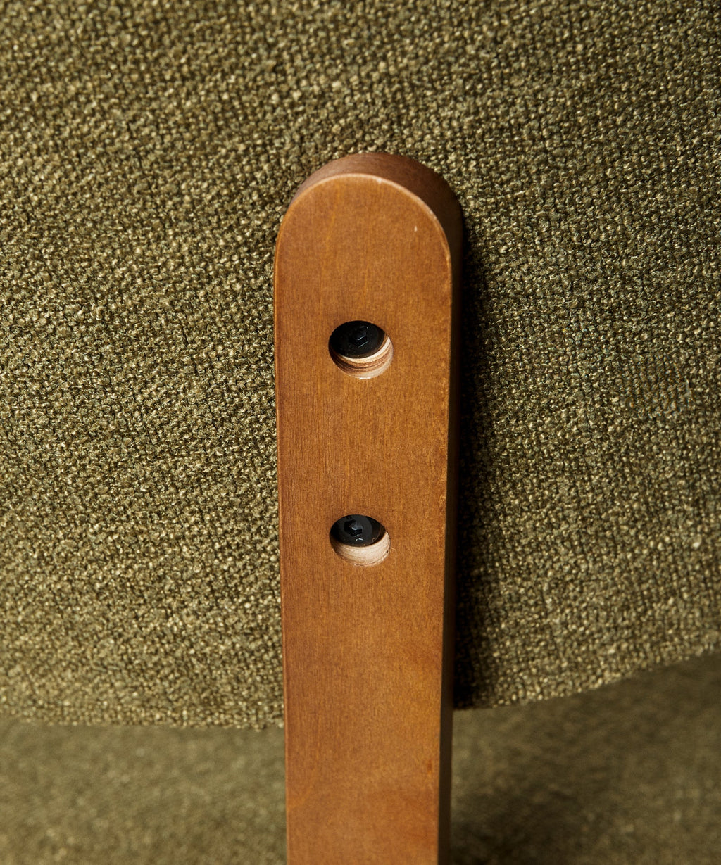 Chaise de salle à manger en bois et rembourrée Benton