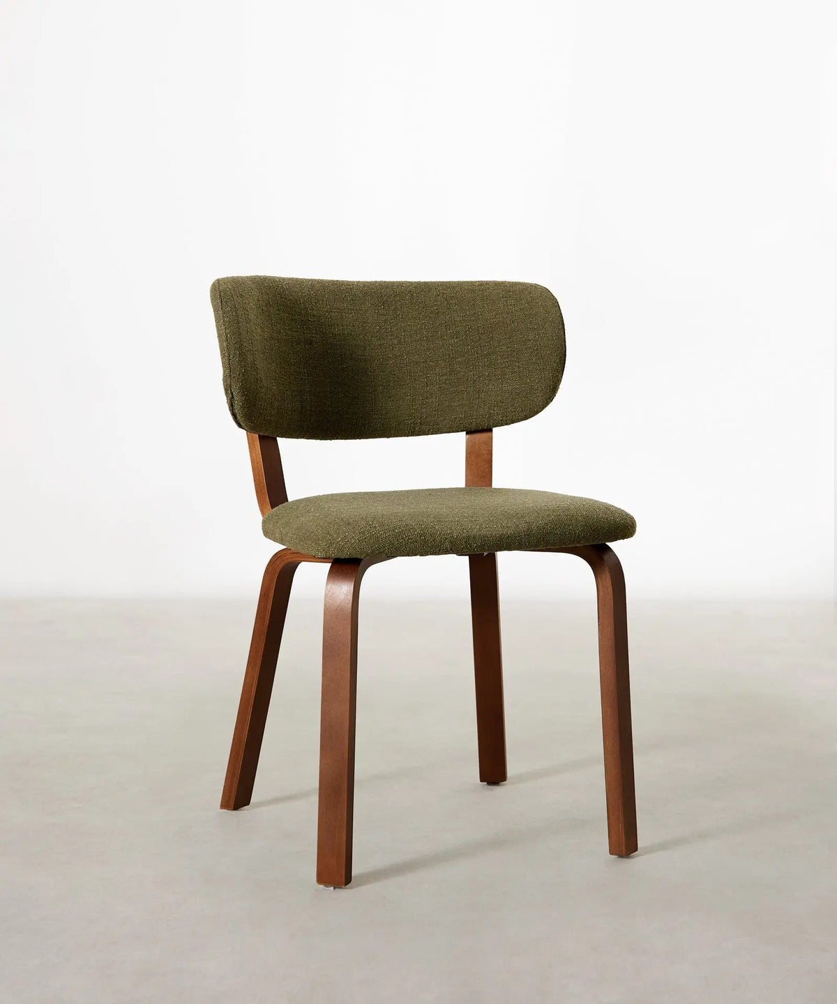 Chaise de salle à manger en bois et rembourrée Benton