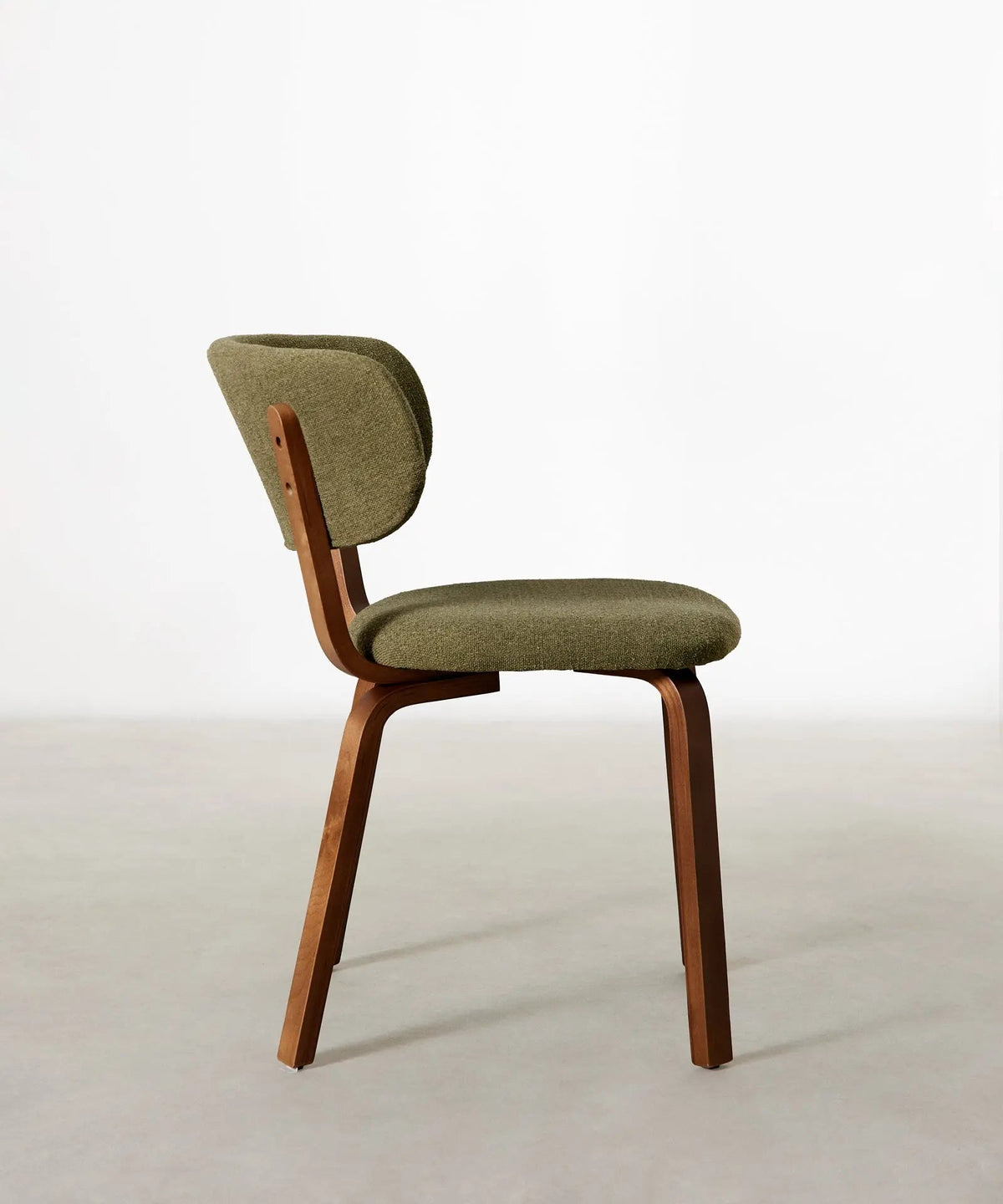 Chaise de salle à manger en bois et rembourrée Benton