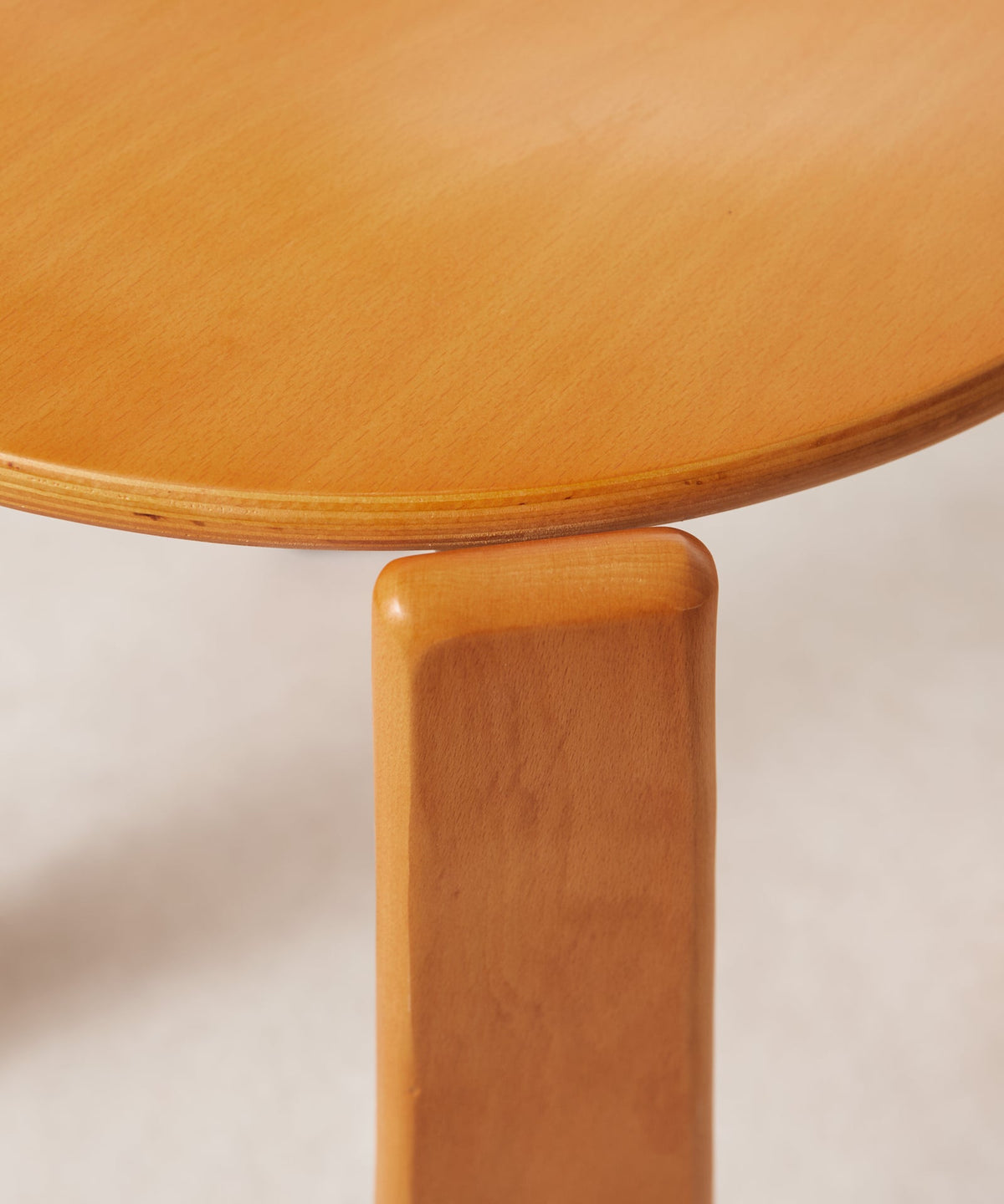 Chaise de salle à manger en bois Alara