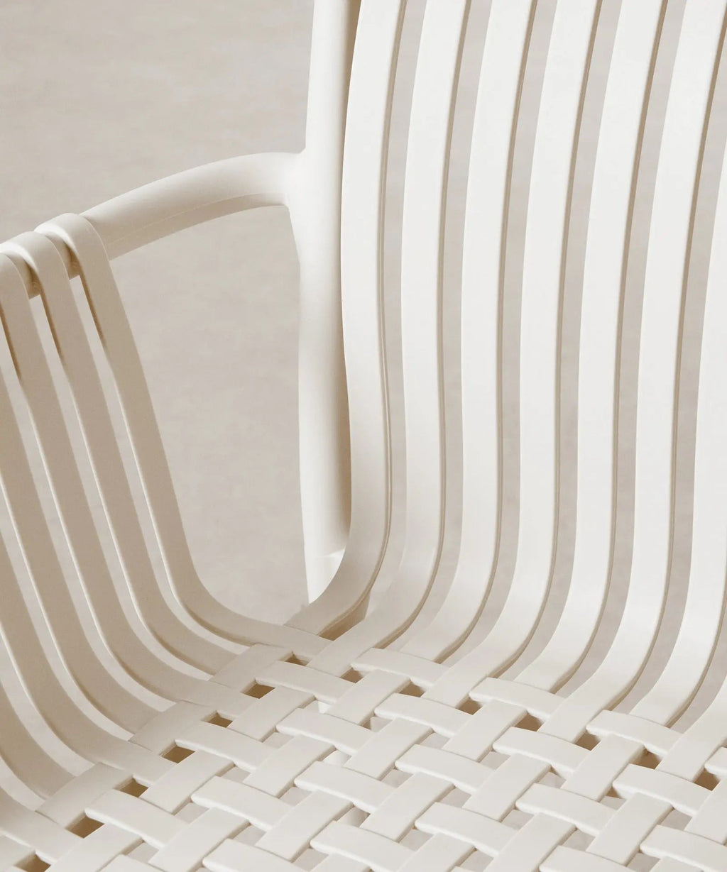 Chaise en polypropylène avec accoudoirs Salma