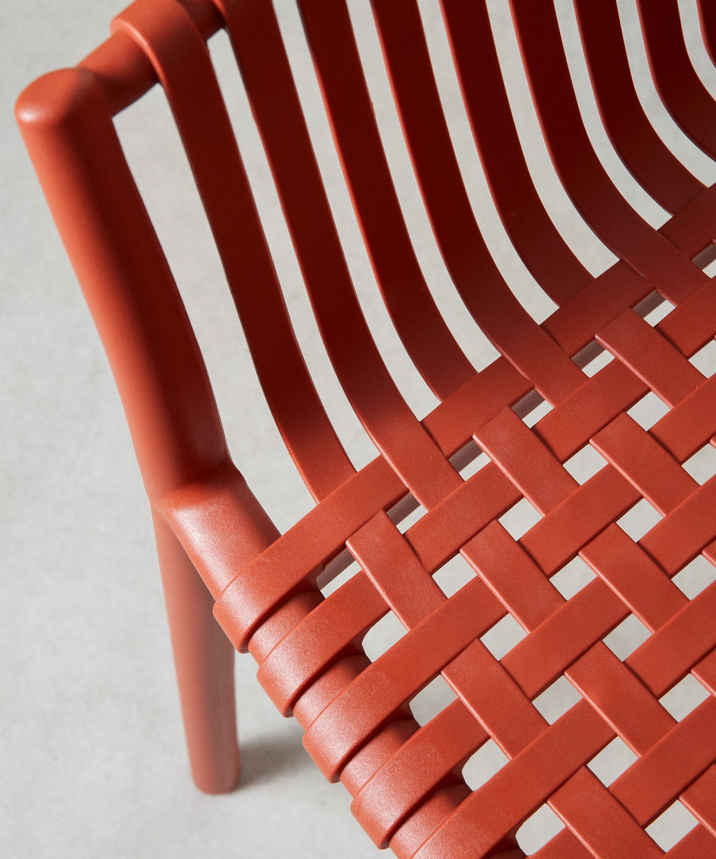 Chaise en polypropylène avec accoudoirs Salma
