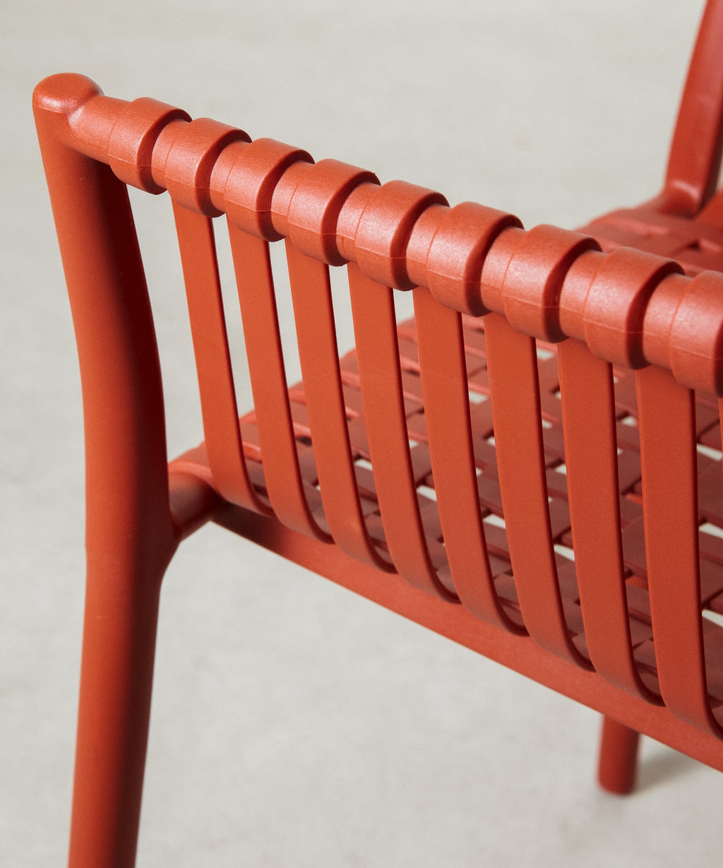 Chaise en polypropylène avec accoudoirs Salma