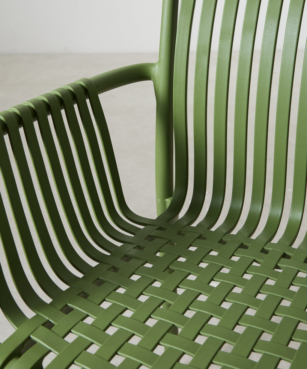 Chaise en polypropylène avec accoudoirs Salma