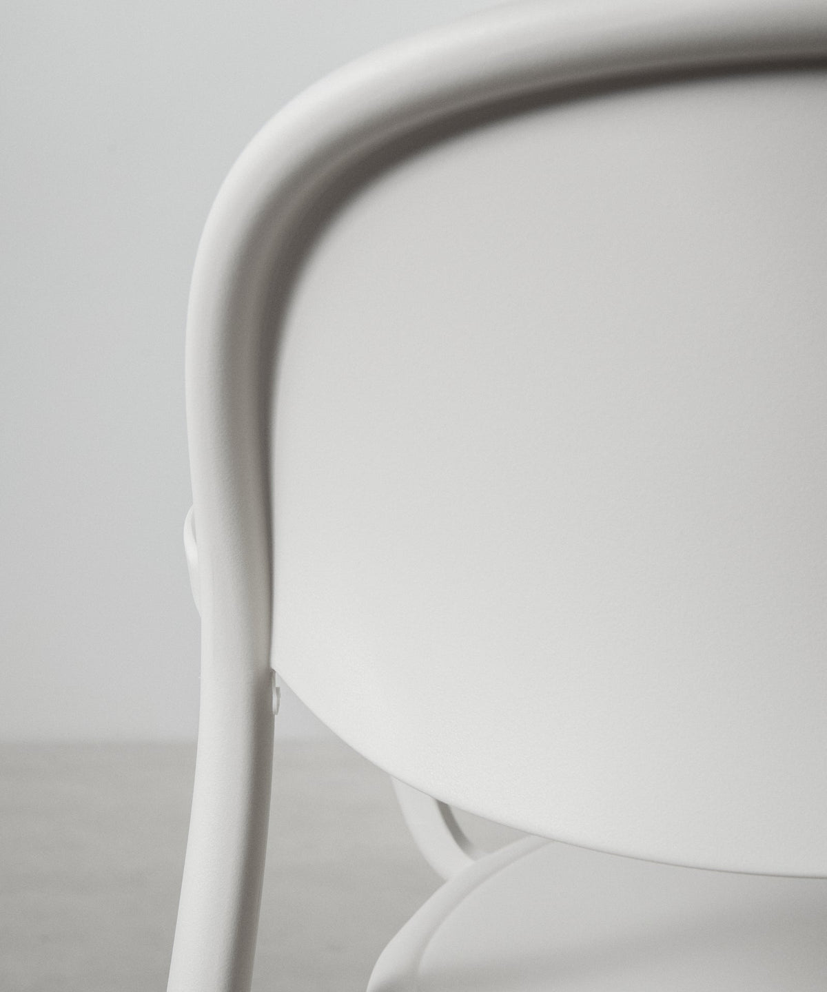 Chaise en Polypropylène avec Accoudoirs Cala