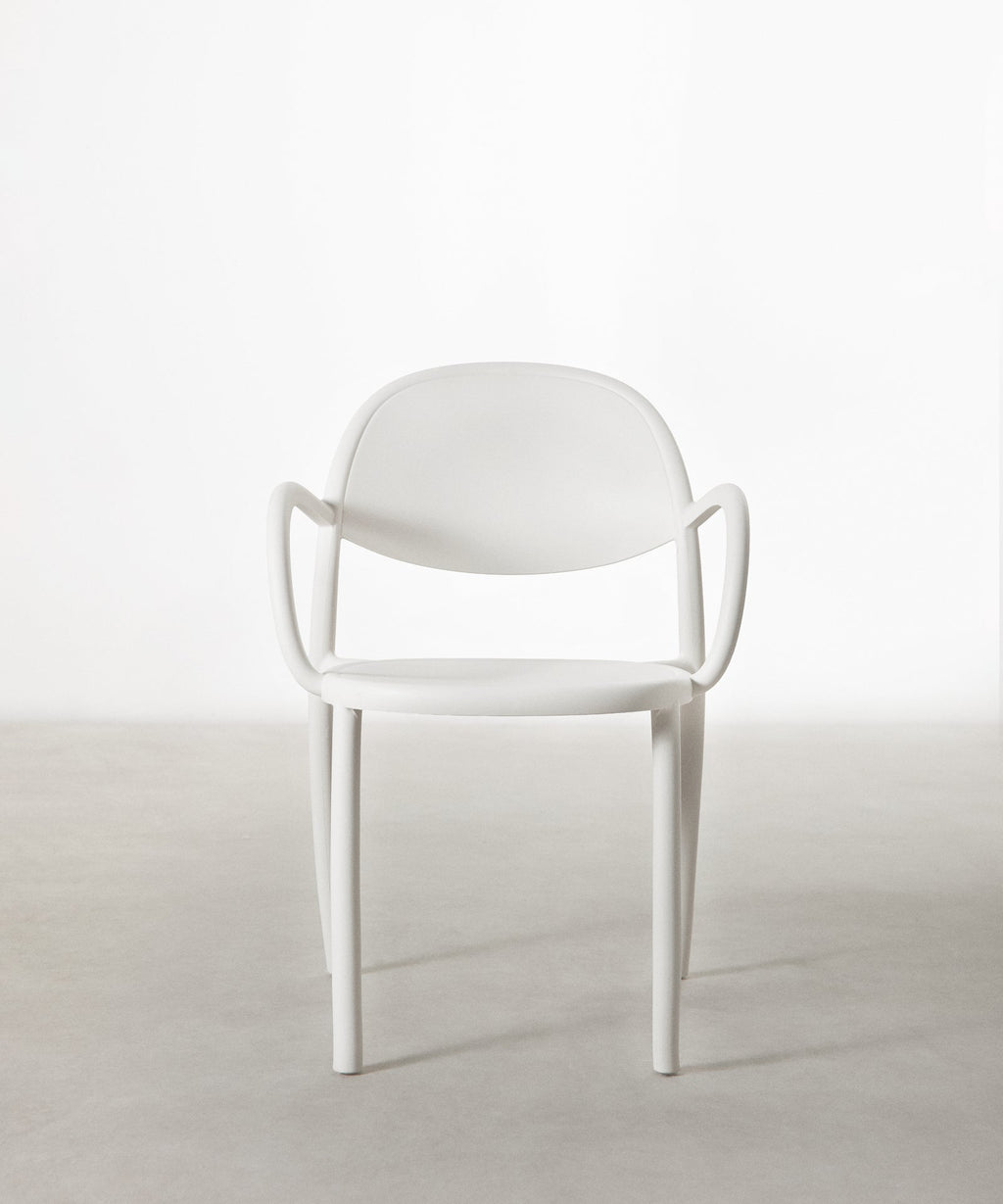 Chaise en Polypropylène avec Accoudoirs Cala