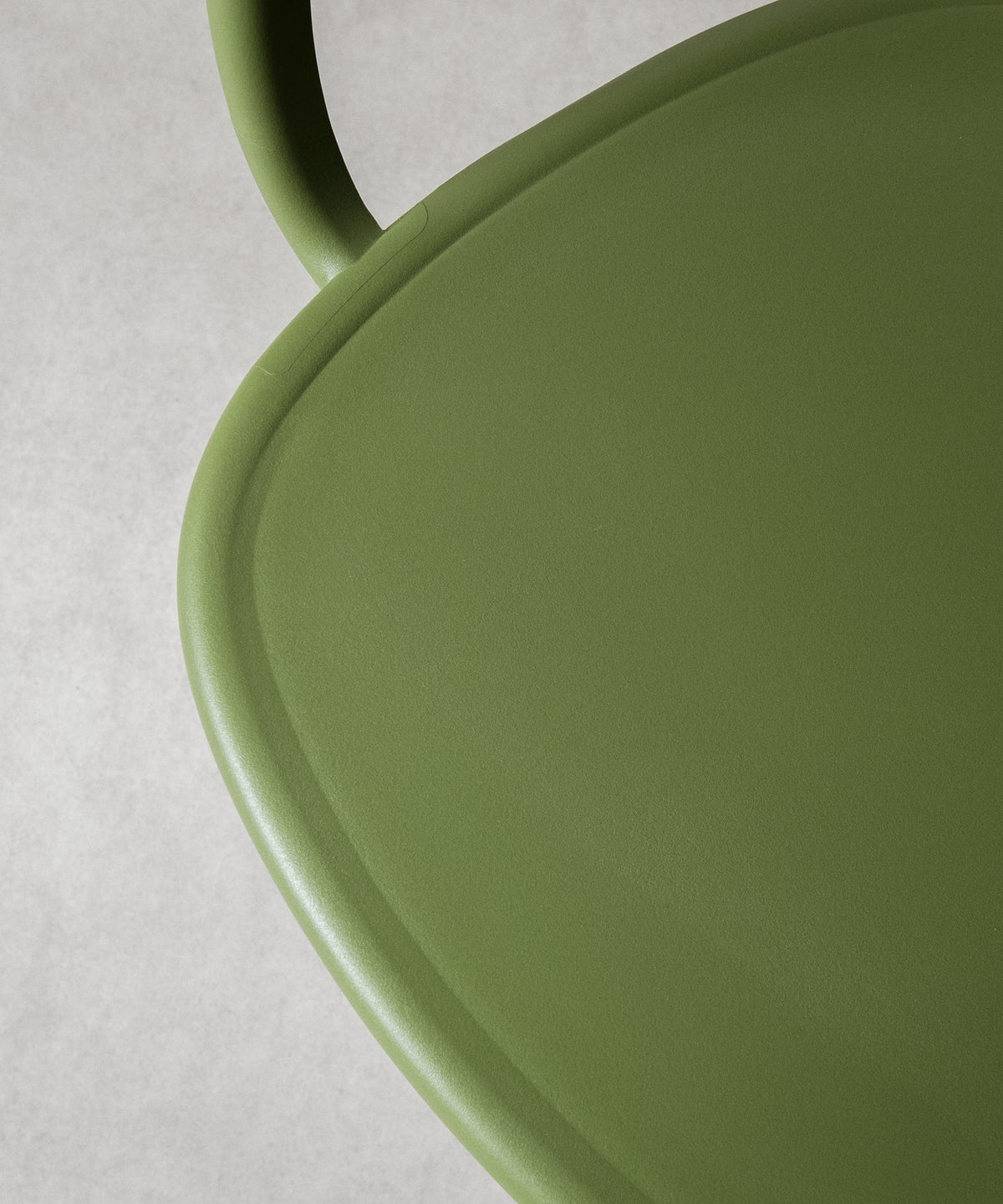 Chaise en Polypropylène avec Accoudoirs Cala