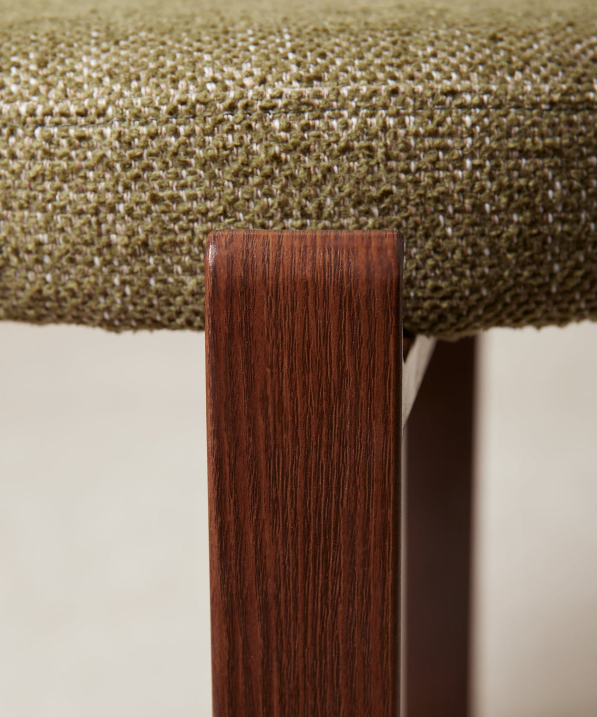 Chaise de Salle à Manger Rembourrée en Métal Effet Bois Aura