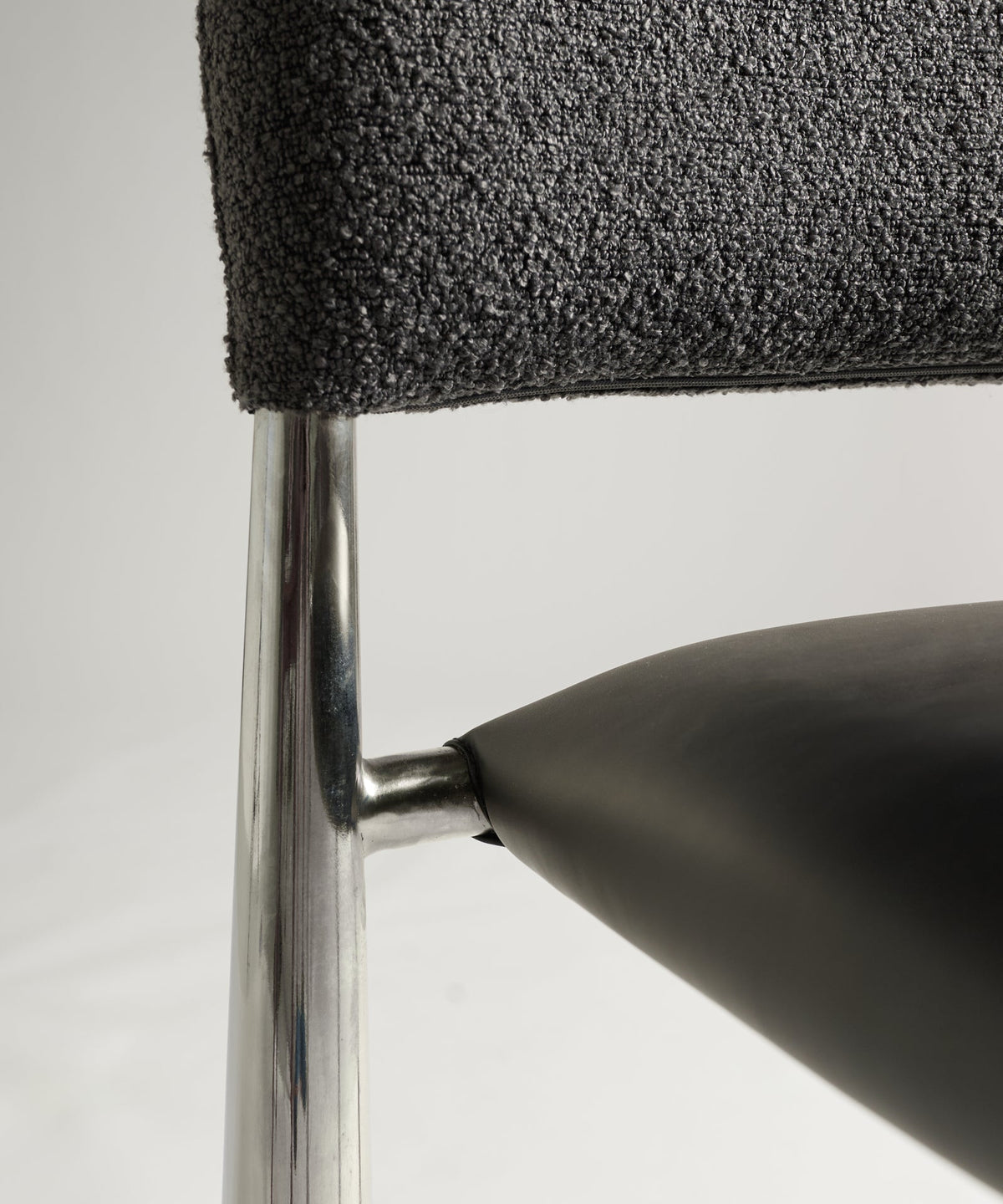 Chaise de salle à manger en métal rembourré Blair