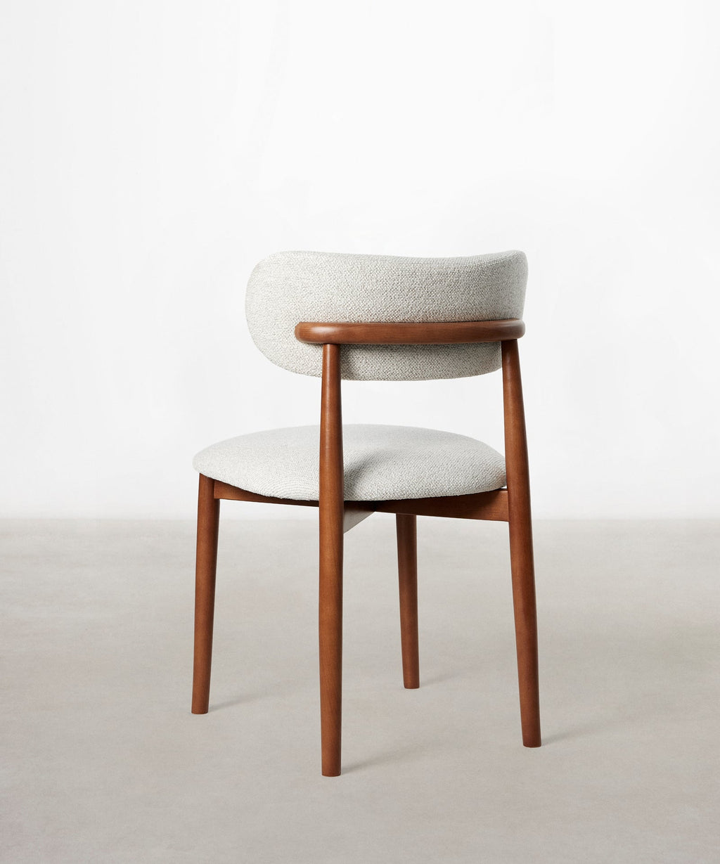 Chaise de salle à manger en bois et rembourrée Dean